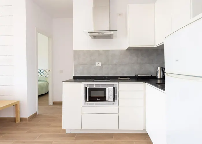 Home2book Sunlit Apt, Pool & Terrace, Americas 公寓 *